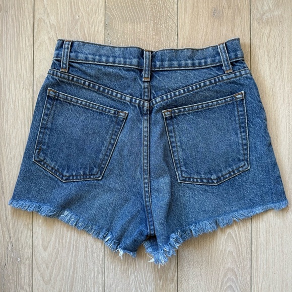 Reformation Dixie High Rise Jean Short in Iskar Women’s Size 23 - Picture 2 of 10